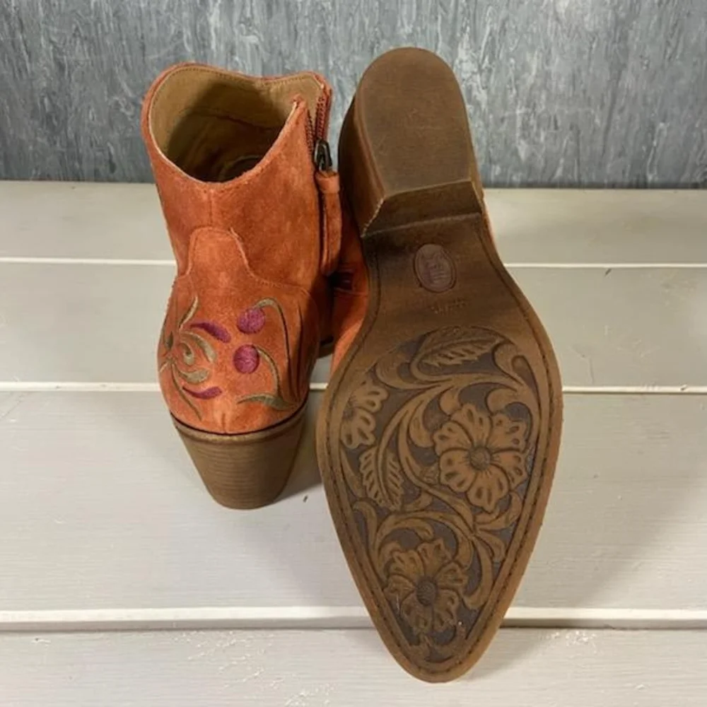 Sofft Westmont II Embroidered Floral Ankle Boots - Burnt Orange - Picture 4 of 6